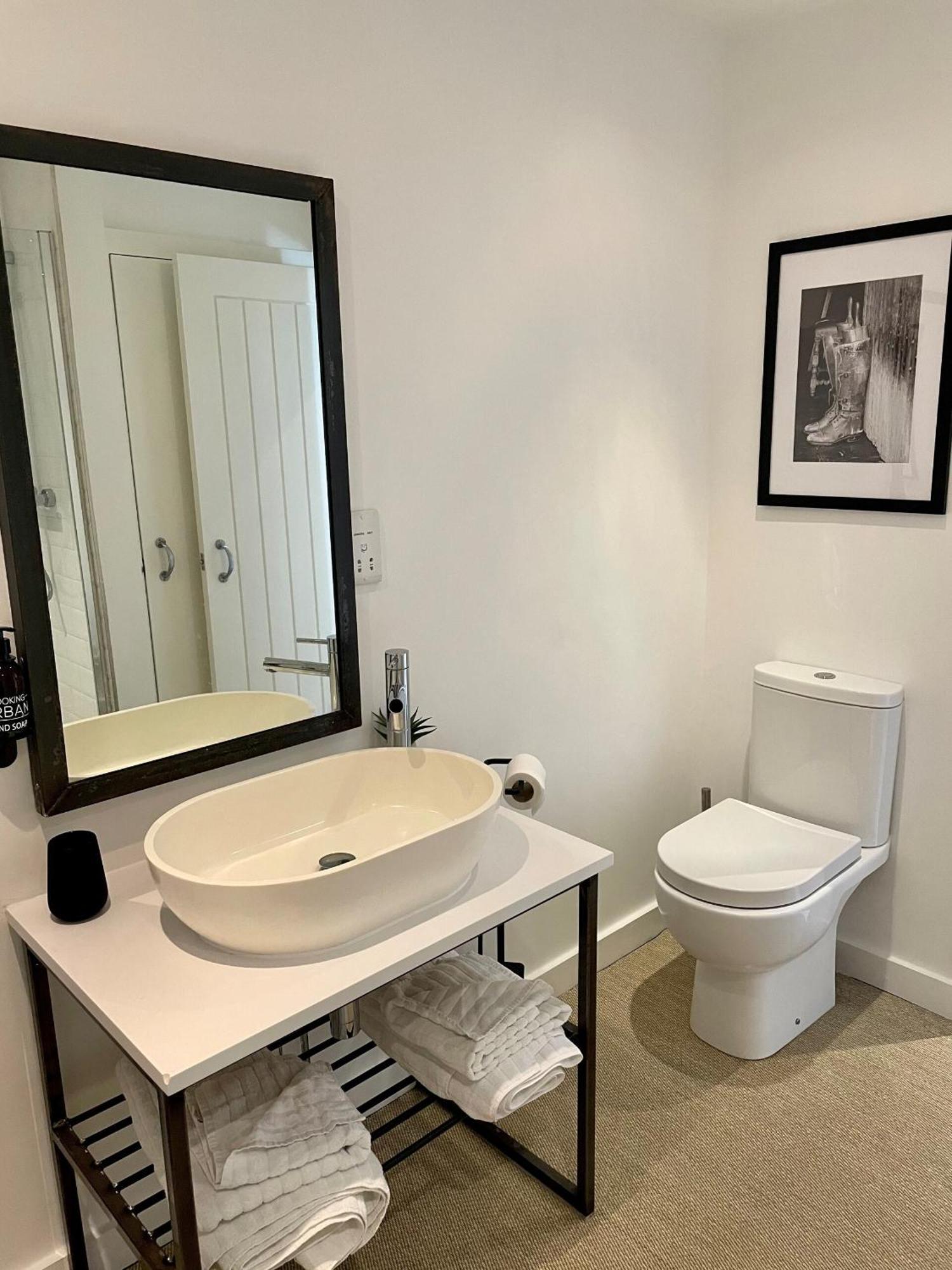 Booking Urban At Stisted برينتري الغرفة الصورة